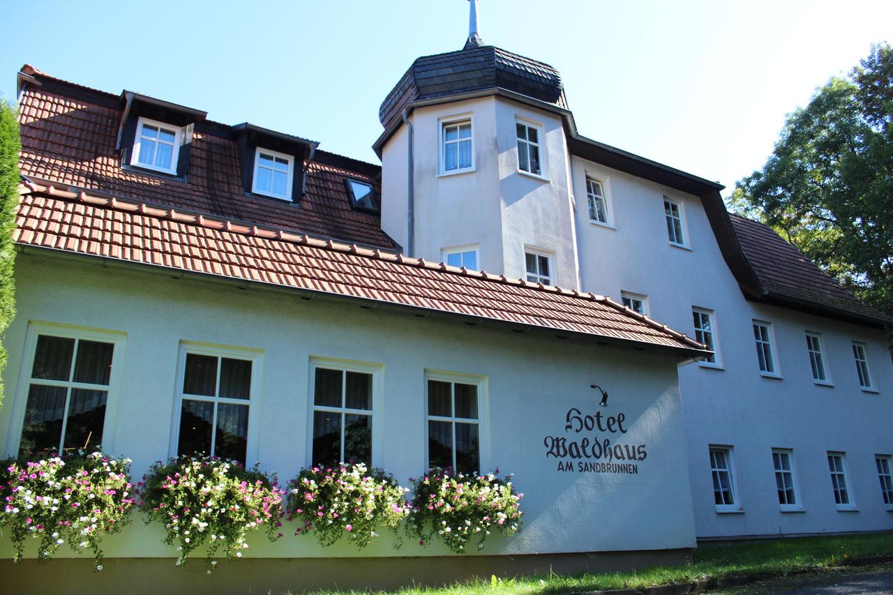 Hotel Waldhaus Romhild Exterior photo